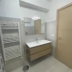 דירה 